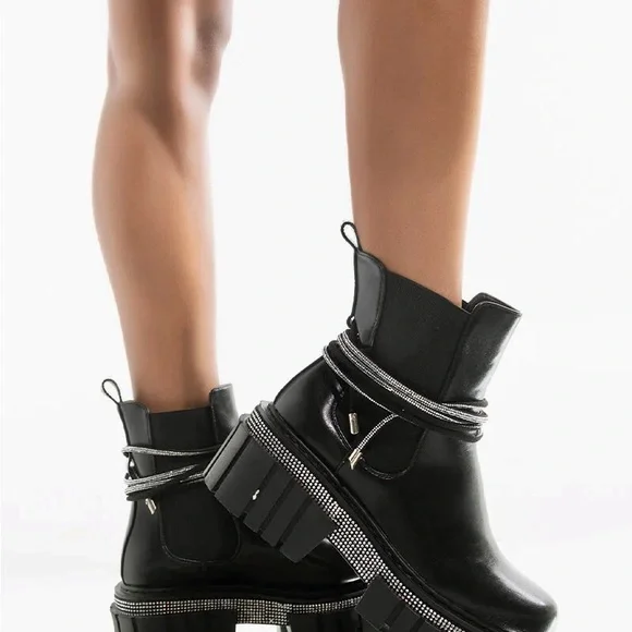 Azalea Wang Black Platform Ankle Boots with Silver Accents - Worn Once - Picture 2 of 12